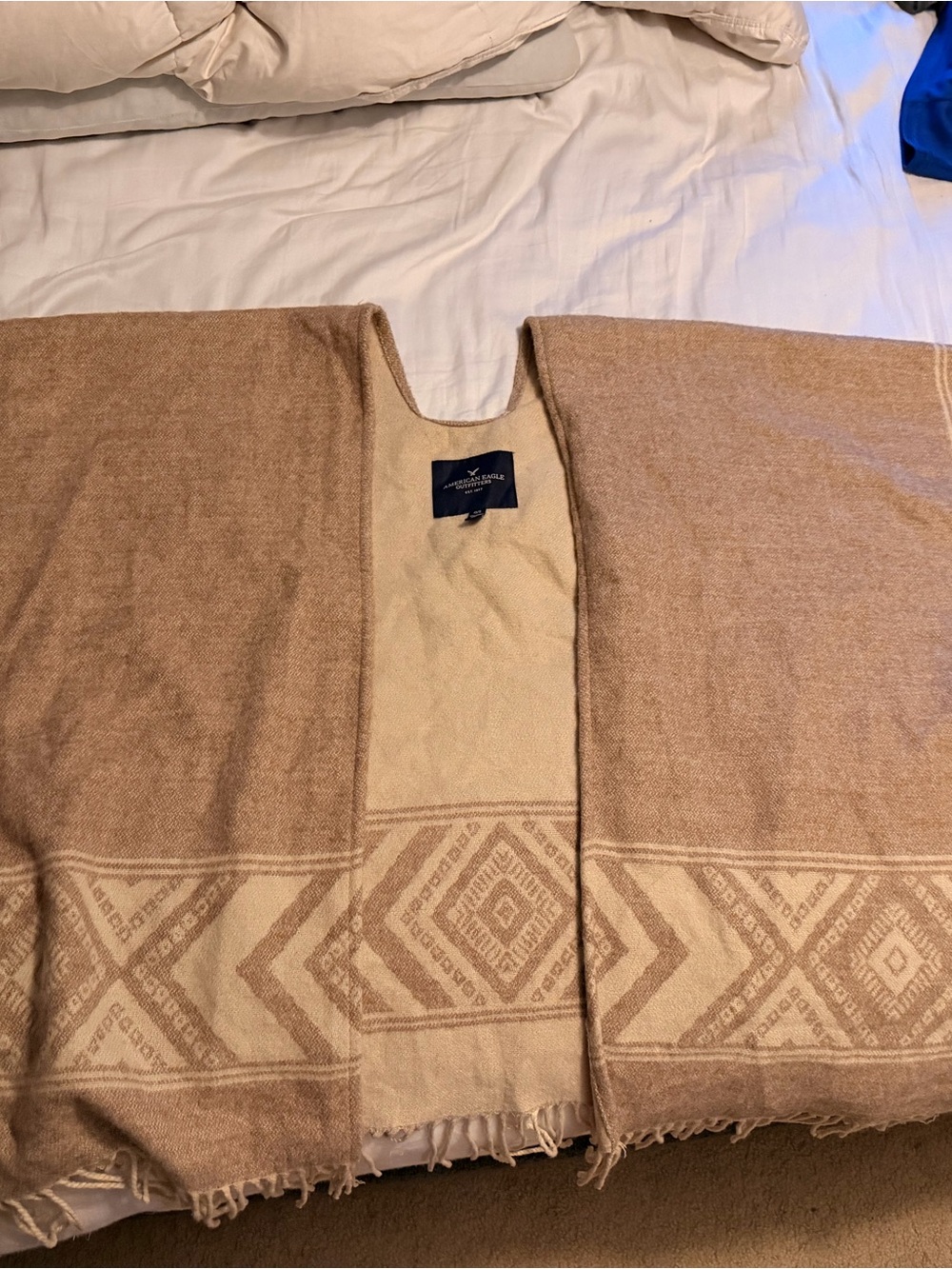 American Eagle Outfitters Tan and Cream Patterned Knit poncho Wrap